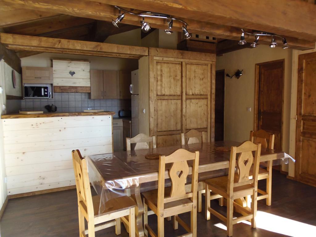 Chalet L'Aubepine Residence B&B بيسّانس المظهر الخارجي الصورة