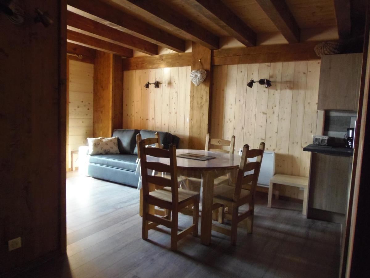 Chalet L'Aubepine Residence B&B بيسّانس المظهر الخارجي الصورة