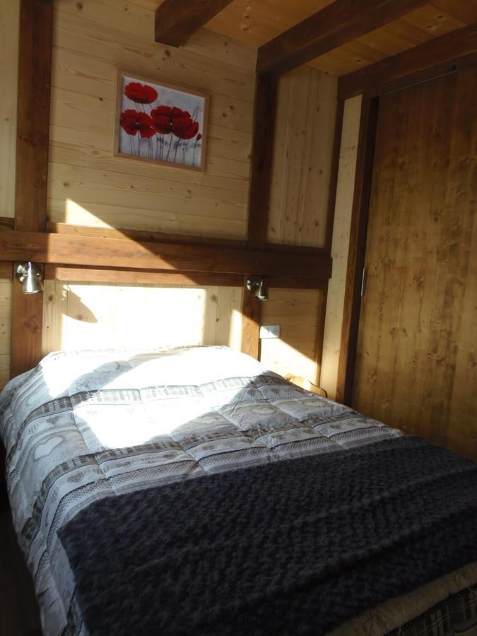 Chalet L'Aubepine Residence B&B بيسّانس المظهر الخارجي الصورة