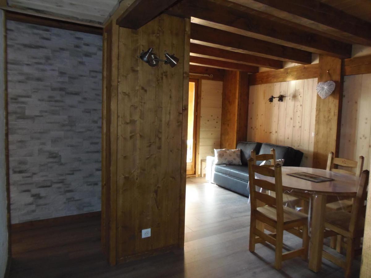 Chalet L'Aubepine Residence B&B بيسّانس المظهر الخارجي الصورة