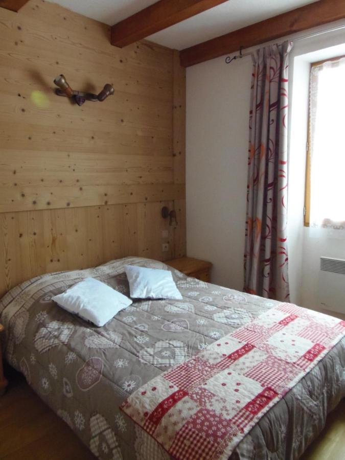 Chalet L'Aubepine Residence B&B بيسّانس المظهر الخارجي الصورة